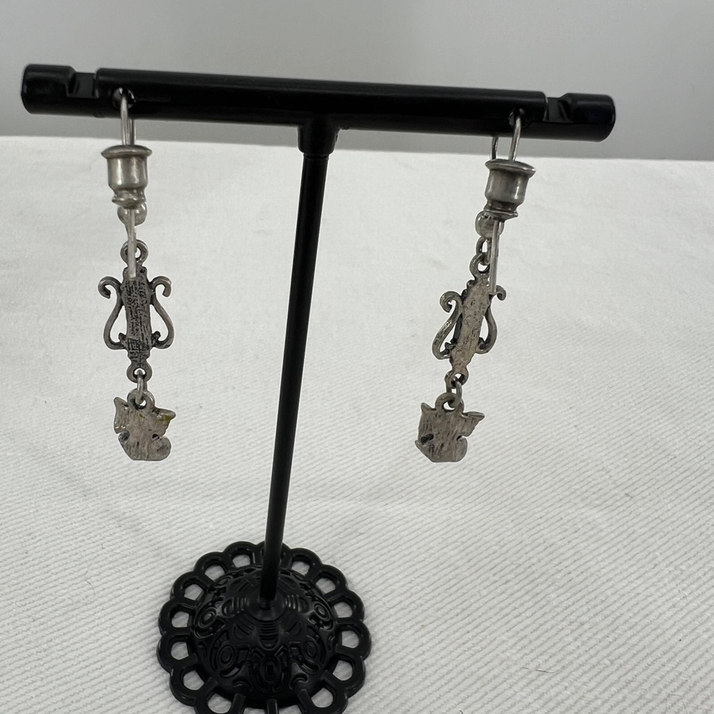 Cherub Pendant necklace and matching earrings Vintage Unsigned - Picture 9 of 10